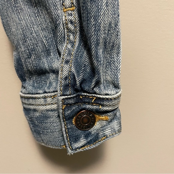 Aritzia Talula Classic Denim Blue Jean Jacket Women’s Small - Picture 11 of 13